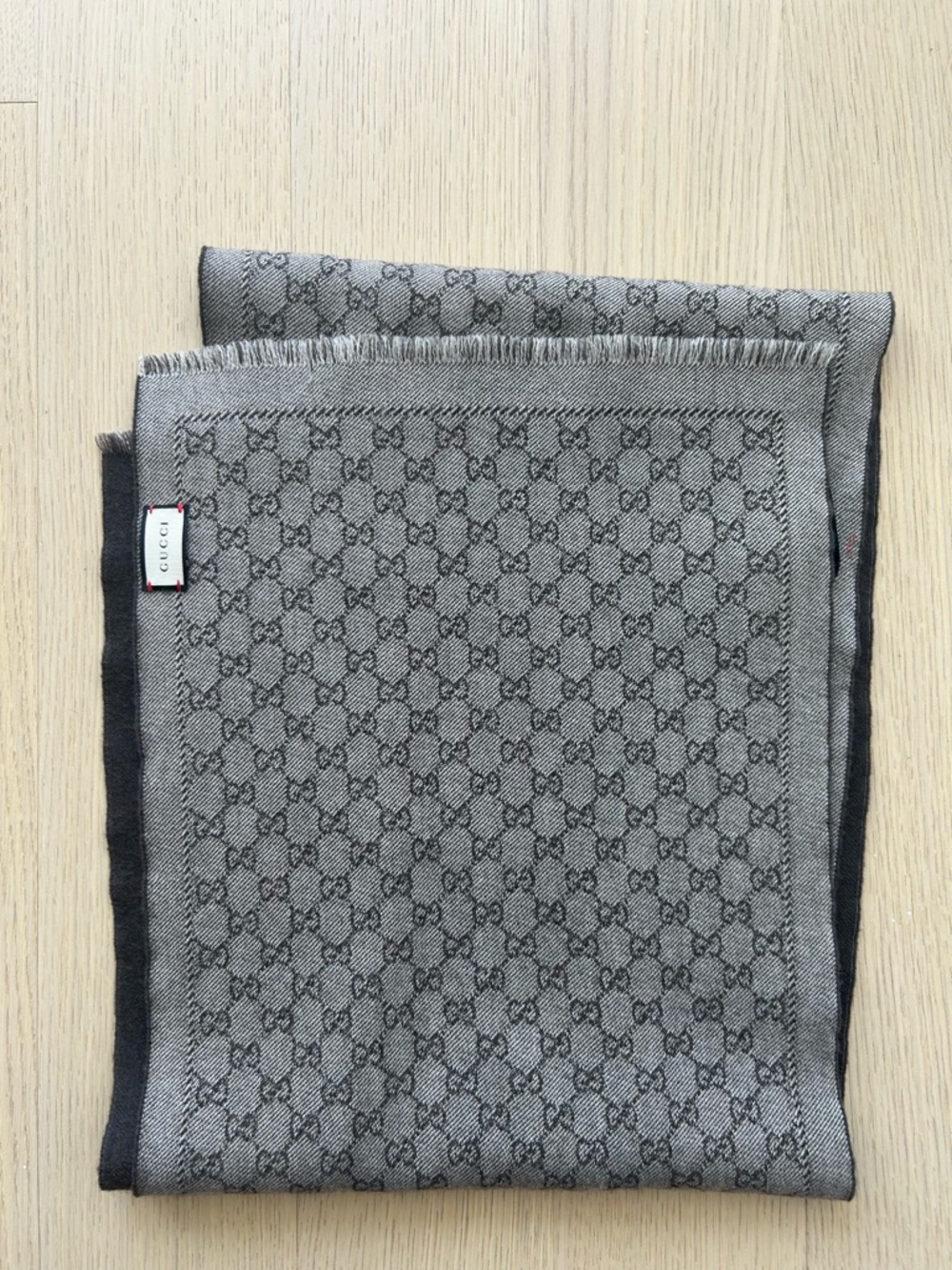 Authentic Unisex Gucci Brown GG Jacquard Wool Monogram Scarf